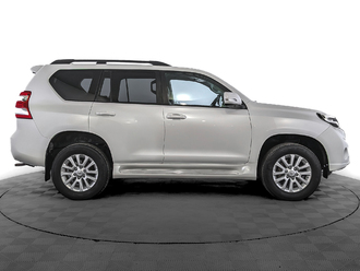 фото Toyota Land Cruiser Prado 150 2017