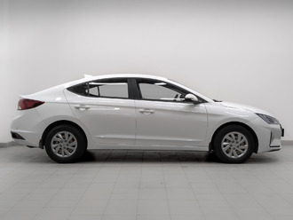 фото Hyundai Elantra VI 2019