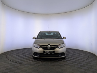 фото Renault Logan II 2016