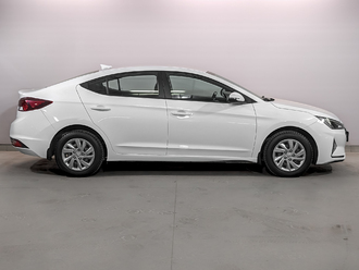 фото Hyundai Elantra VI 2019