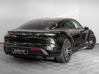 фото Porsche Taycan 2021
