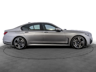 фото BMW 7 (G11/G12) 2021