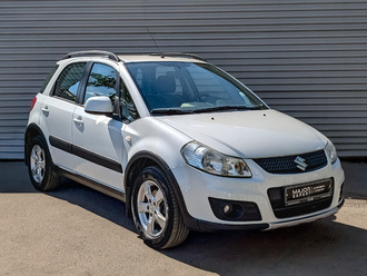 фото Suzuki SX4 2011