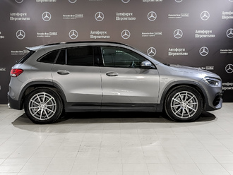 фото Mercedes-Benz GLA (H247) 2021