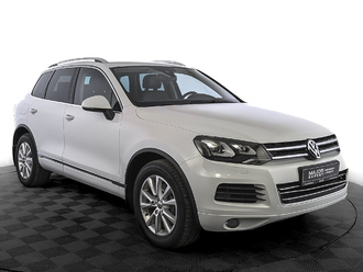 фото Volkswagen Touareg II 2013