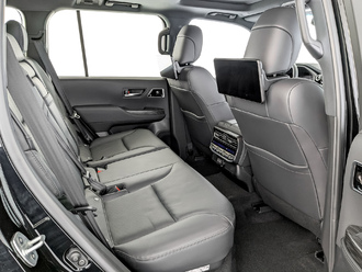 фото Toyota Land Cruiser 300 2025