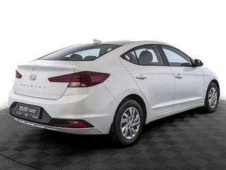 фото Hyundai Elantra VI 2020