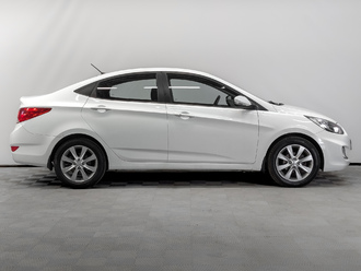 фото Hyundai Solaris I 2012