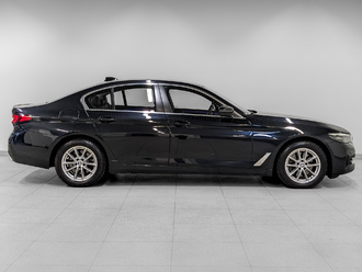 фото BMW 5 (G30/F90) 2021