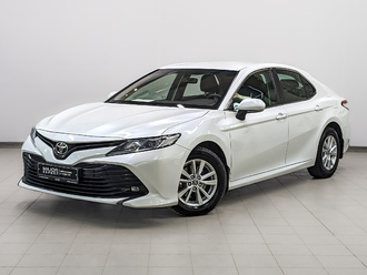 фото Toyota Camry VIII 2018