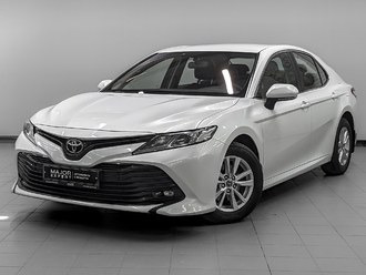 фото Toyota Camry VIII 2018