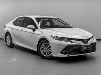 фото Toyota Camry VIII 2018