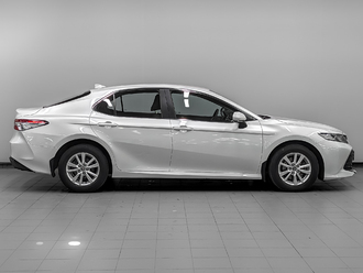 фото Toyota Camry VIII 2018