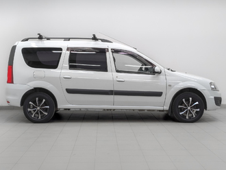 фото Lada Largus 2013