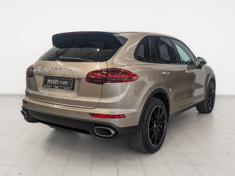 фото Porsche Cayenne II 2016