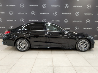 фото Mercedes-Benz C (W/S206) 2021