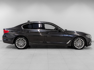 фото BMW 5 (G30/F90) 2019