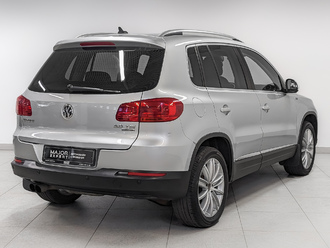 фото Volkswagen Tiguan I 2013