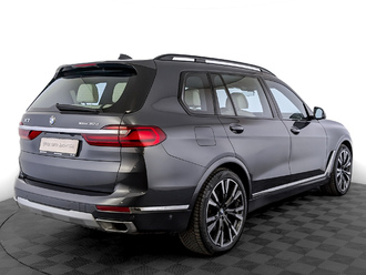 фото BMW X7 (G07) 2020