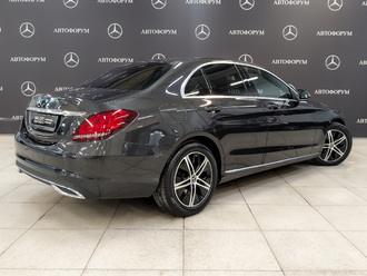 фото Mercedes-Benz C (W/S205) 2020