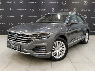 фото Volkswagen Touareg III 2018