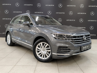 фото Volkswagen Touareg III 2018