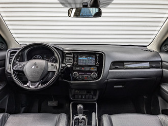 Mitsubishi Outlander с пробегом в автосалоне Форис Авто