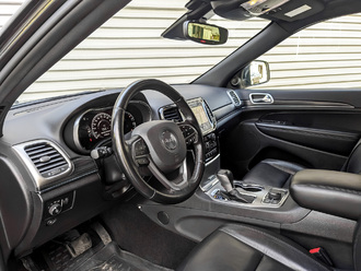 Jeep Grand Cherokee с пробегом в автосалоне Форис Авто
