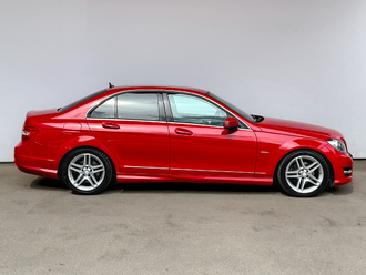 фото Mercedes-Benz C (W/S204) 2011
