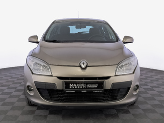 фото Renault Megane III 2010