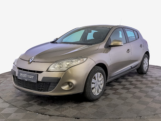 фото Renault Megane III 2010