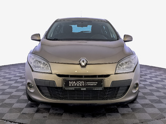 фото Renault Megane III 2010