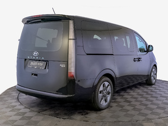 фото Hyundai Staria 2021