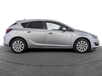 фото Opel Astra J 2012