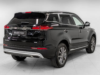 фото Geely Atlas Pro 2022