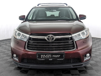 фото Toyota Highlander III 2015