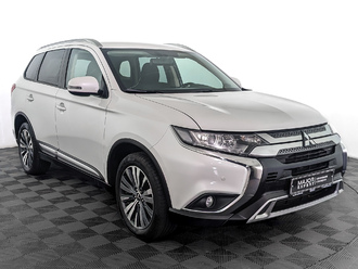 фото Mitsubishi Outlander III 2020