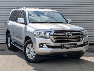 фото Toyota Land Cruiser 200 2019