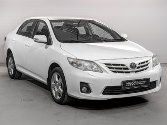 фото Toyota Corolla X 2012