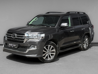 фото Toyota Land Cruiser 200 2018
