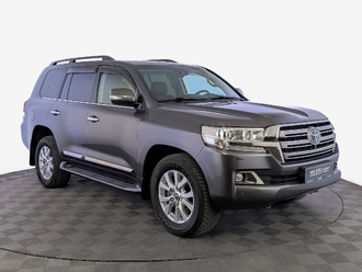 фото Toyota Land Cruiser 200 2020