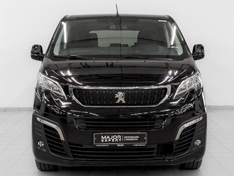 фото Peugeot Traveller 2021