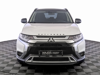 фото Mitsubishi Outlander III 2019