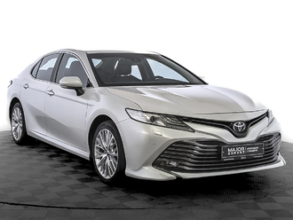 фото Toyota Camry VIII 2020