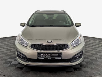 фото Kia Cee`d II 2017
