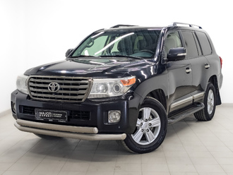 фото Toyota Land Cruiser 200 2014