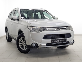 фото Mitsubishi Outlander III 2014