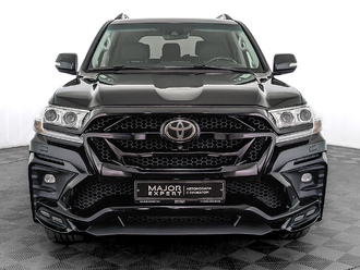 фото Toyota Land Cruiser 200 2017