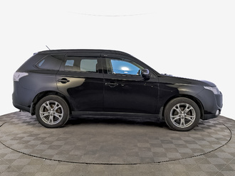 фото Mitsubishi Outlander III 2012