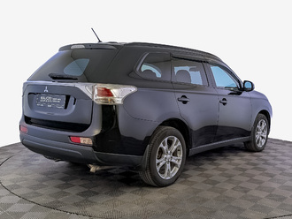 фото Mitsubishi Outlander III 2012